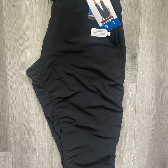 NWT 3/4 Length Pants Sz Large Made From Recycled Bottles - Picture 3 of 5